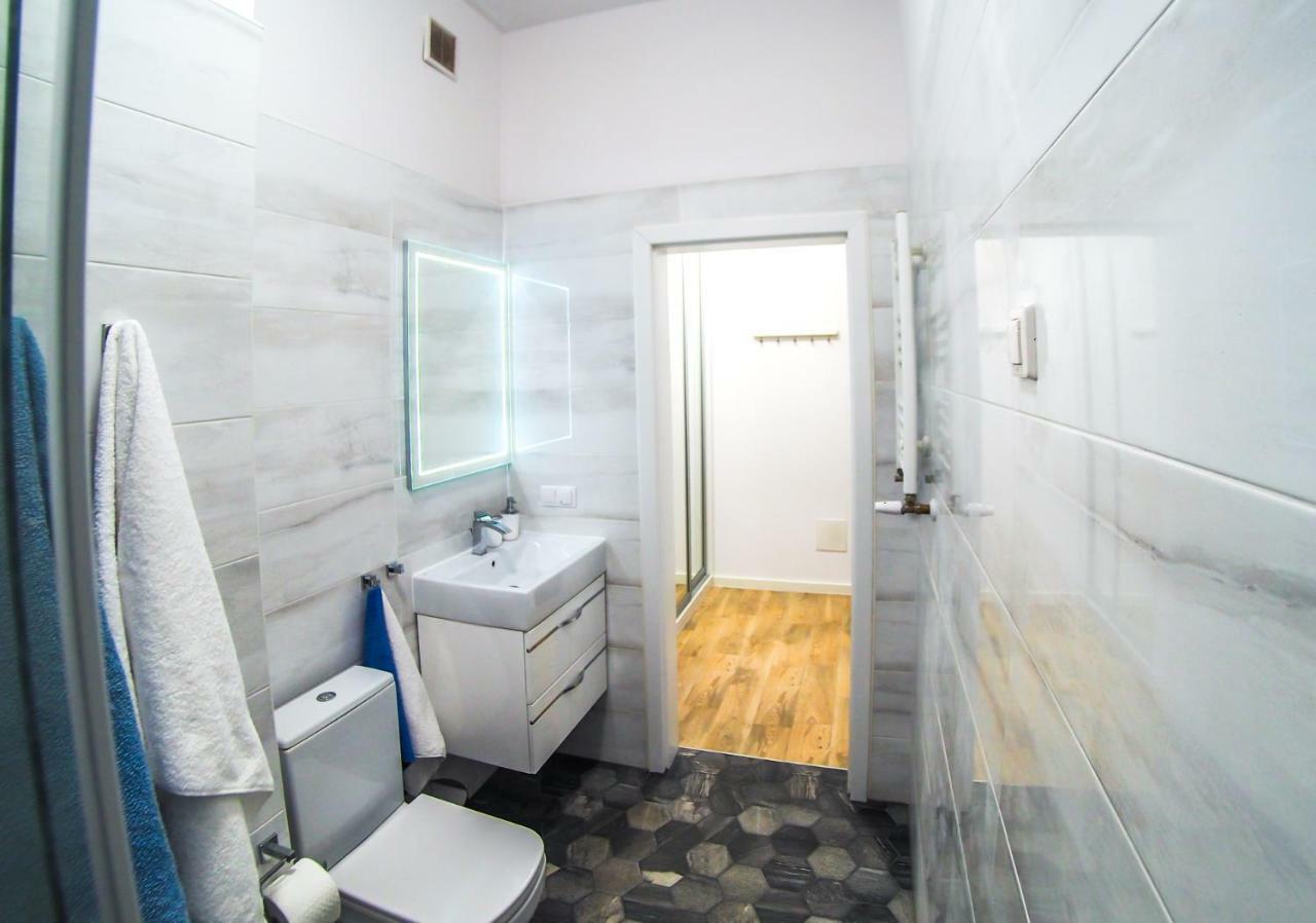 Cosmic Apartment Varşova Dış mekan fotoğraf